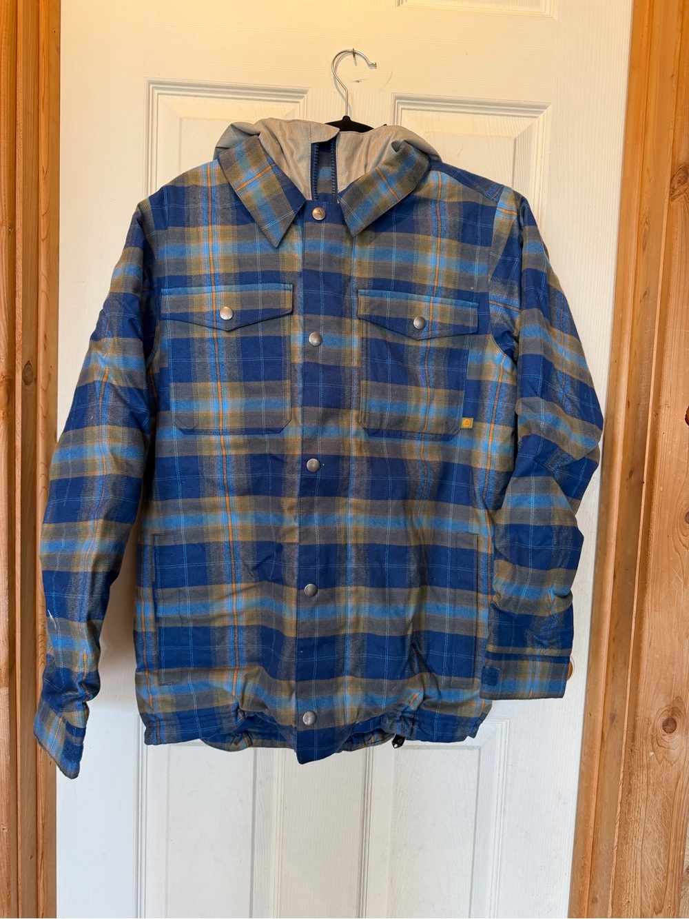 Boyโs Burton Blue and Tan Plaid jacket size 14/16